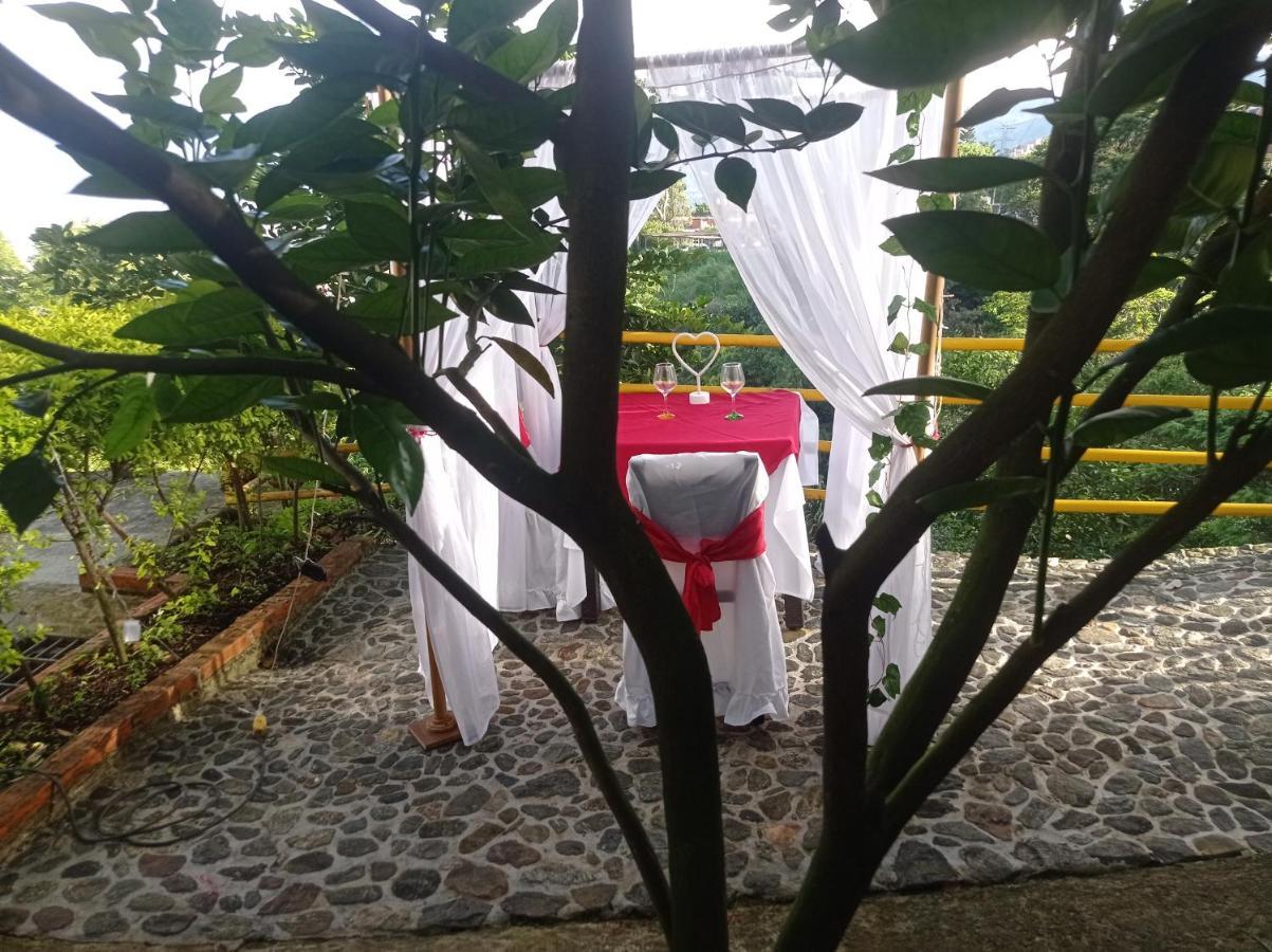 Apartamento Campestre Medellin Luaran gambar