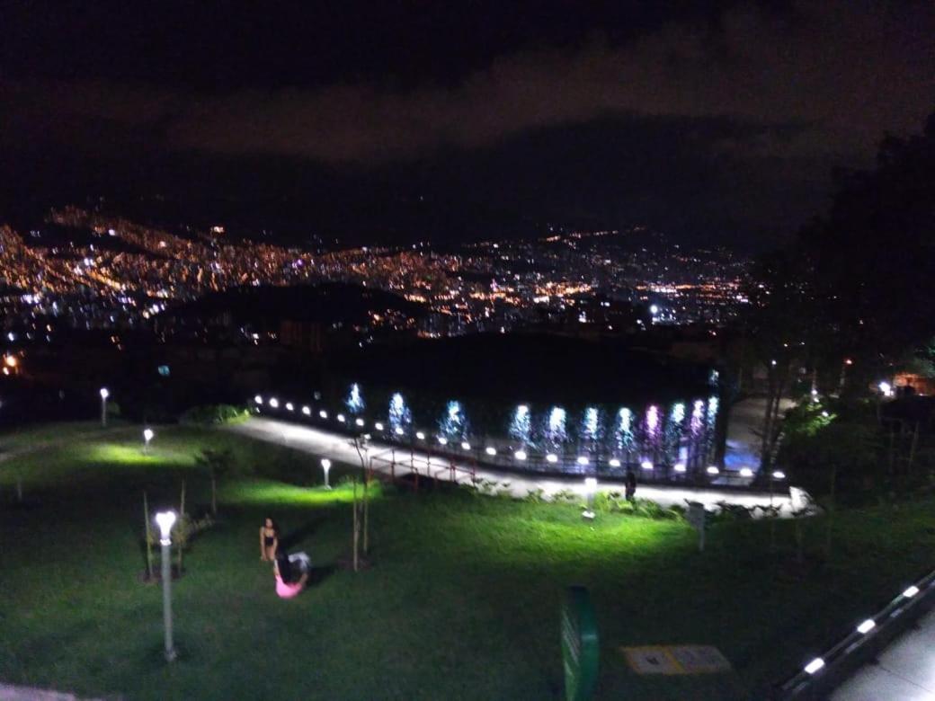 Apartamento Campestre Medellin Luaran gambar